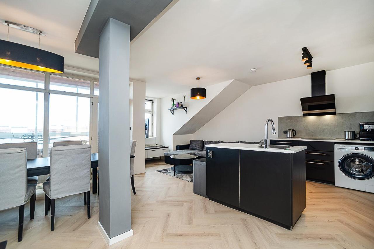 Big 4-Bedroom Flat, Terrace With Great Vitkov View Πράγα Εξωτερικό φωτογραφία