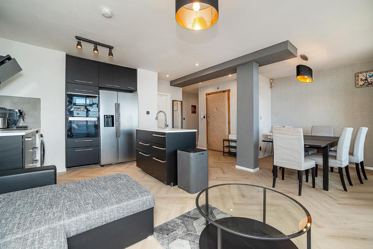 Big 4-Bedroom Flat, Terrace With Great Vitkov View Πράγα Εξωτερικό φωτογραφία