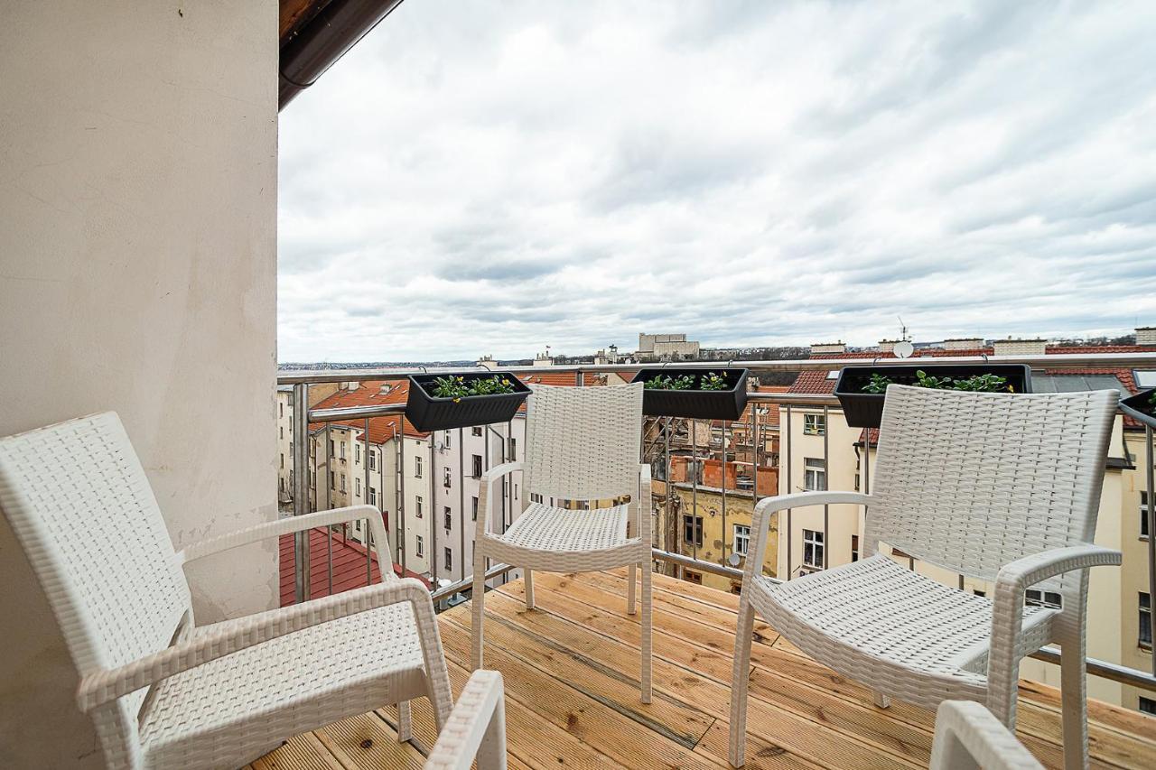 Big 4-Bedroom Flat, Terrace With Great Vitkov View Πράγα Εξωτερικό φωτογραφία